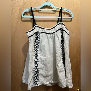 Cute tank size Large